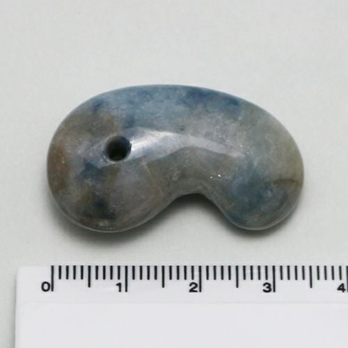 入コン沢・透明感良し・艶良し】（高品質青色ヒスイ）糸魚川天然翡翠