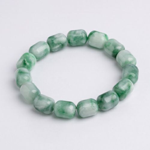 糸魚川翡翠勾玉・ブレスレット・指輪の専門店｜《公式》糸魚川翡翠工房