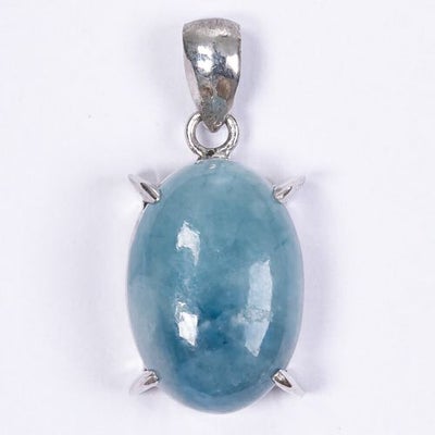 翡翠ペンダント