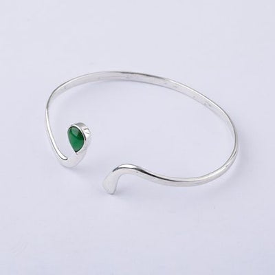 翡翠ペンダント