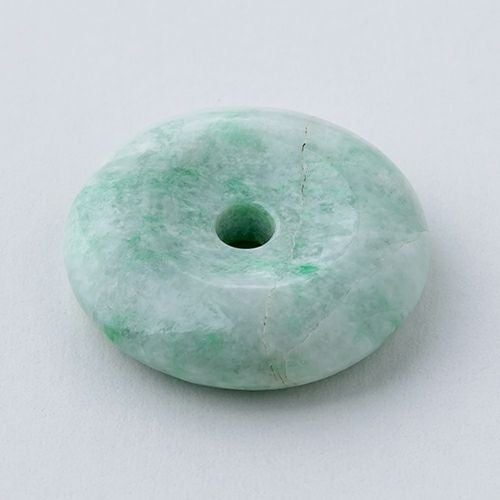 中型円盤・やわらかな濃緑色・艶美麗】（高品質濃緑色ヒスイ）糸魚川
