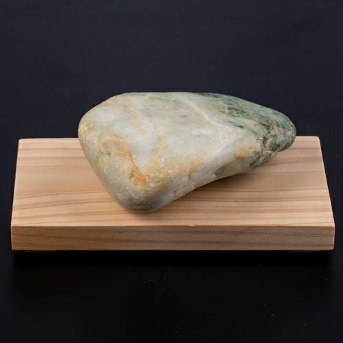 海石・親不知産・濃グリーン模様・透明感良し・582g】（高品質濃緑色