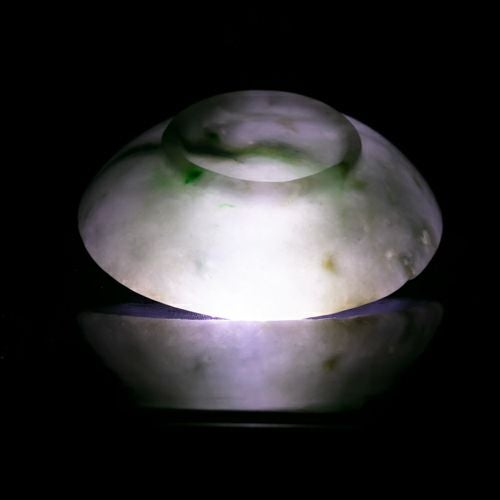 落ち着きある薄緑・透明感良し・艶良し・容量：13cc】（高品質淡緑色