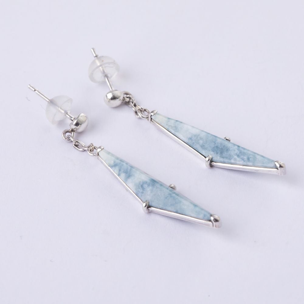 ピアス／青色（入コン沢）ヒスイ | 糸魚川翡翠工房こたき