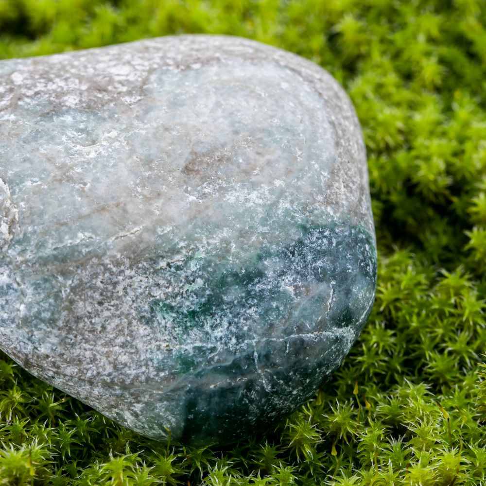 入コン沢・青緑色・灰色・110g】（高品質青/濃緑色ヒスイ）糸魚川天然