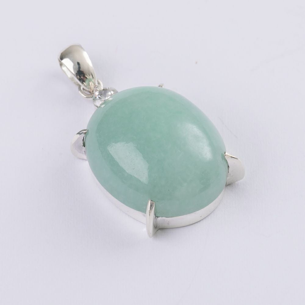 翡翠アクセサリー