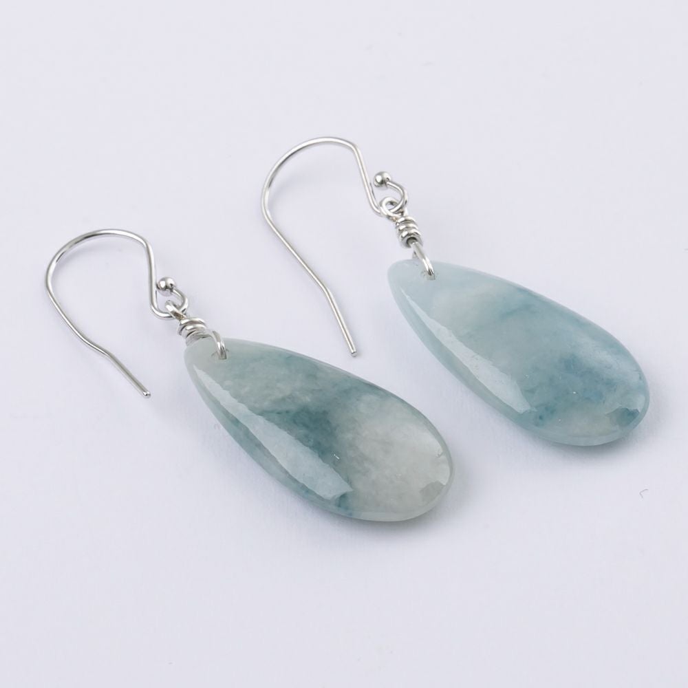 ピアス／青色（入コン沢）ヒスイ | 糸魚川翡翠工房こたき