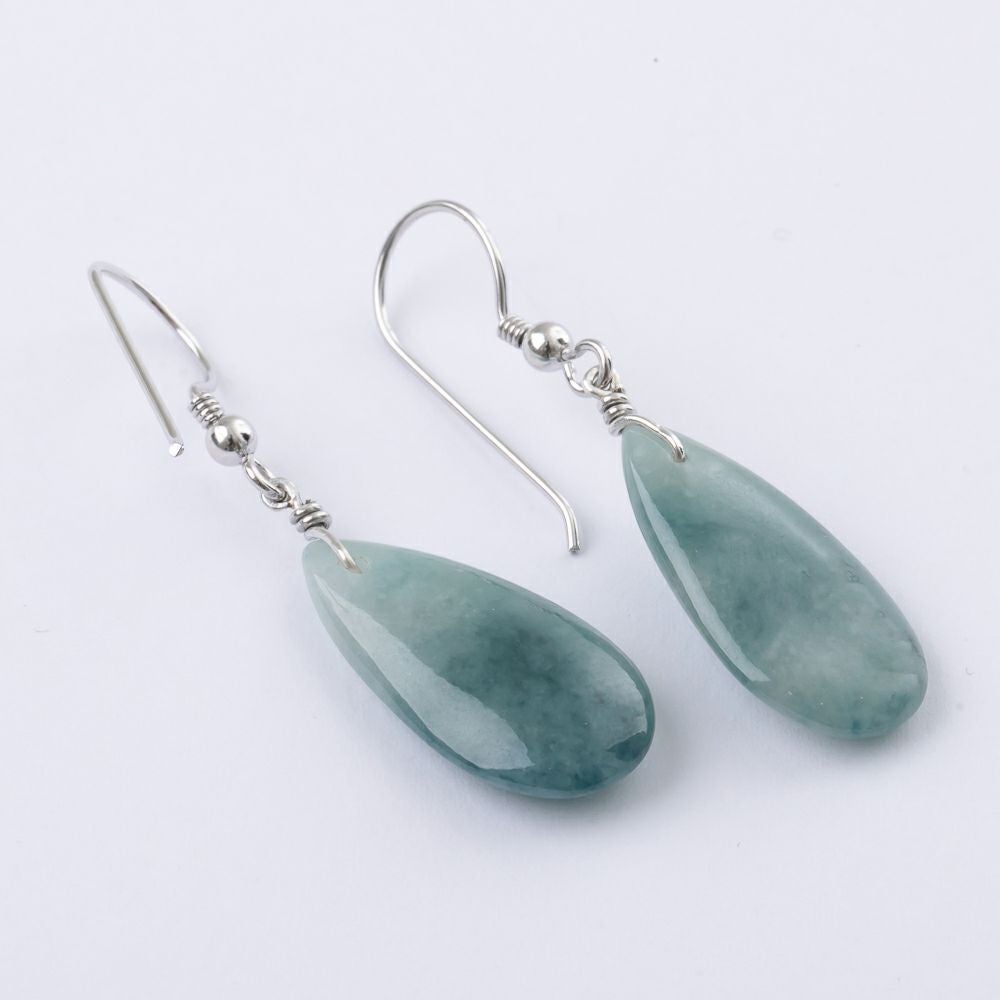 ピアス／青色（入コン沢）ヒスイ | 糸魚川翡翠工房こたき