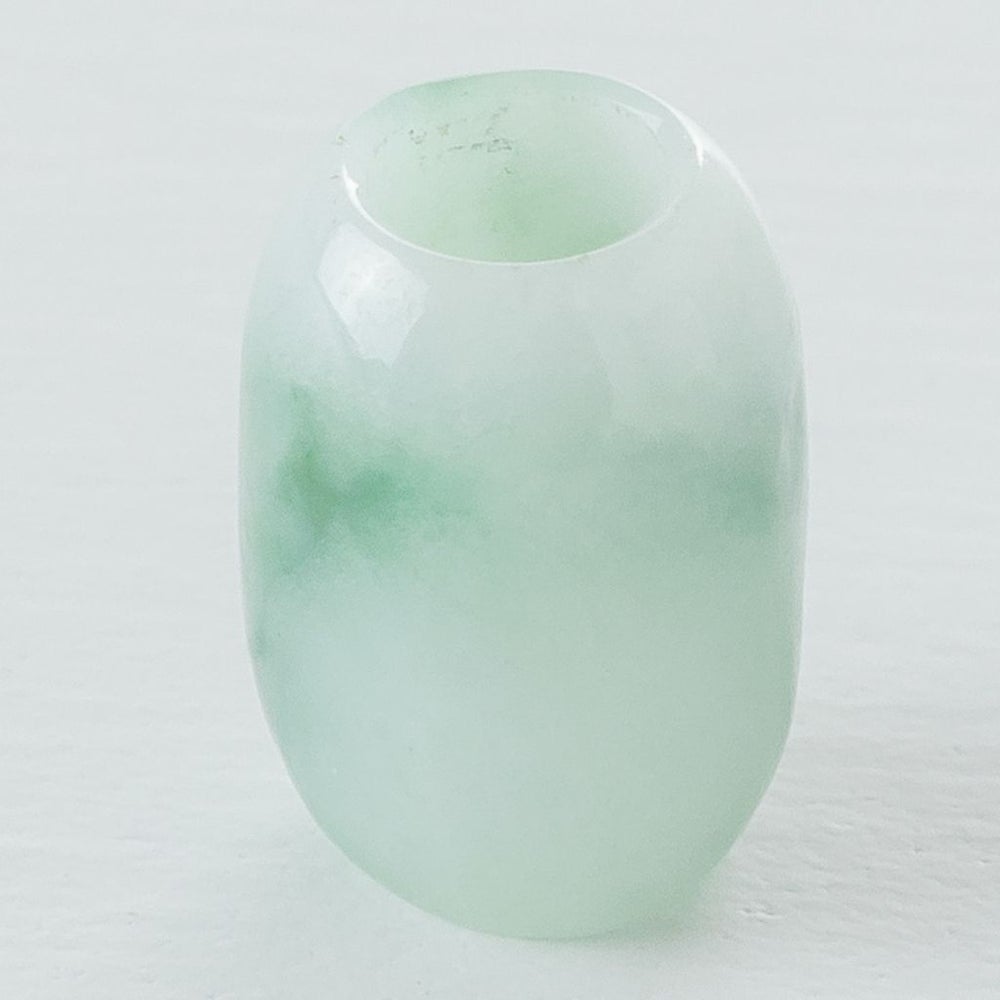 翡翠管玉ペンダント