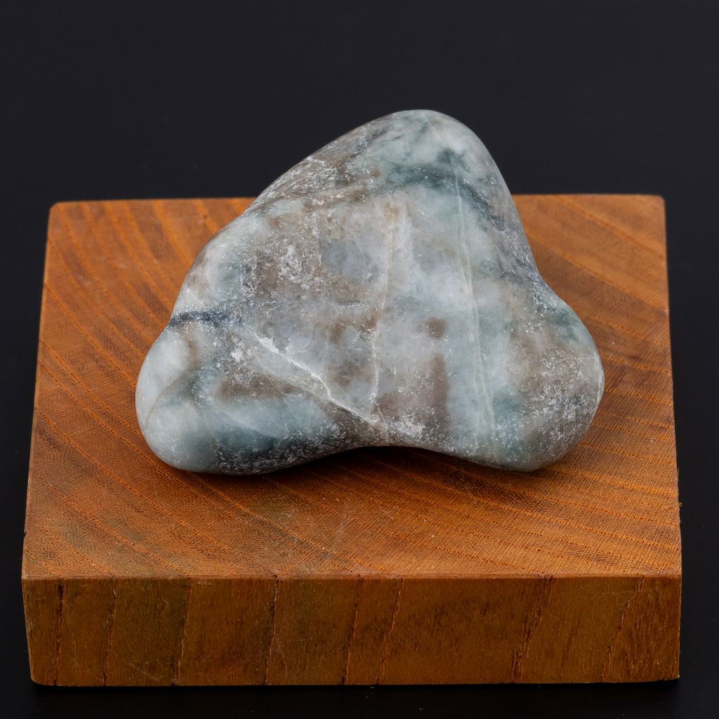 原石／青色（入コン沢）ヒスイ | 糸魚川翡翠工房こたき
