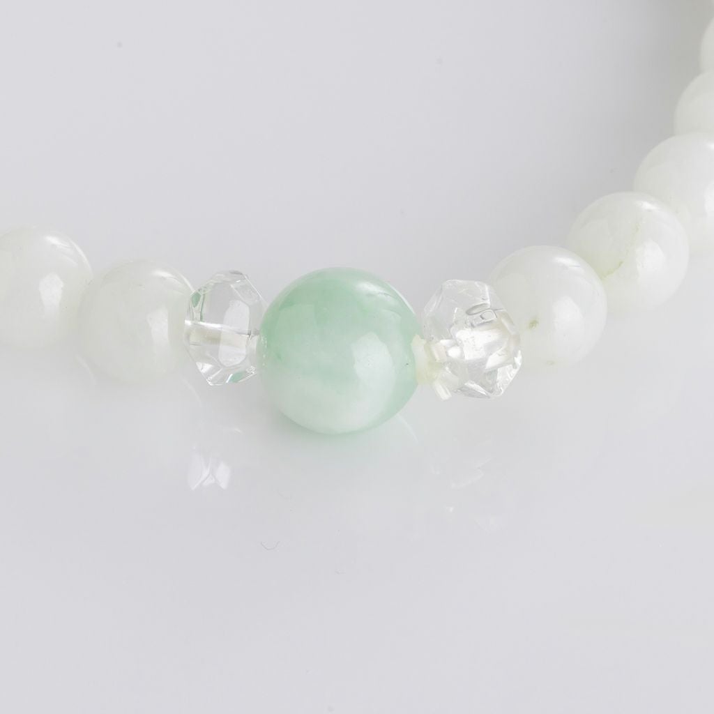 14cmサイズ・8mm玉と6mm玉＆水晶・透明感良し・艶美麗】（高品質淡緑色