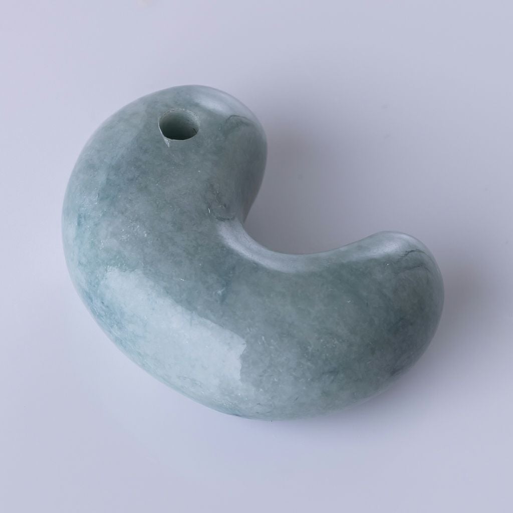 プレミアム・入コン沢・まろやかな青・艶美麗】（プレミアム青色ヒスイ