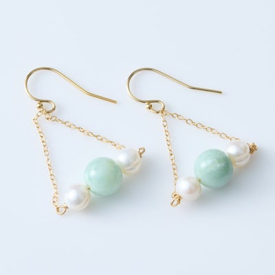 翡翠ピアス