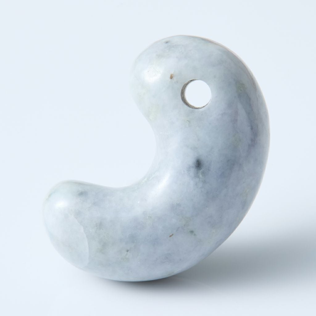 勾玉／紫・ラベンダー色ヒスイ | 糸魚川翡翠工房こたき