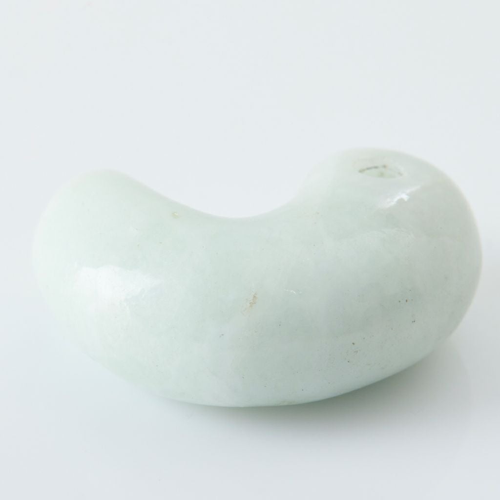 翡翠勾玉