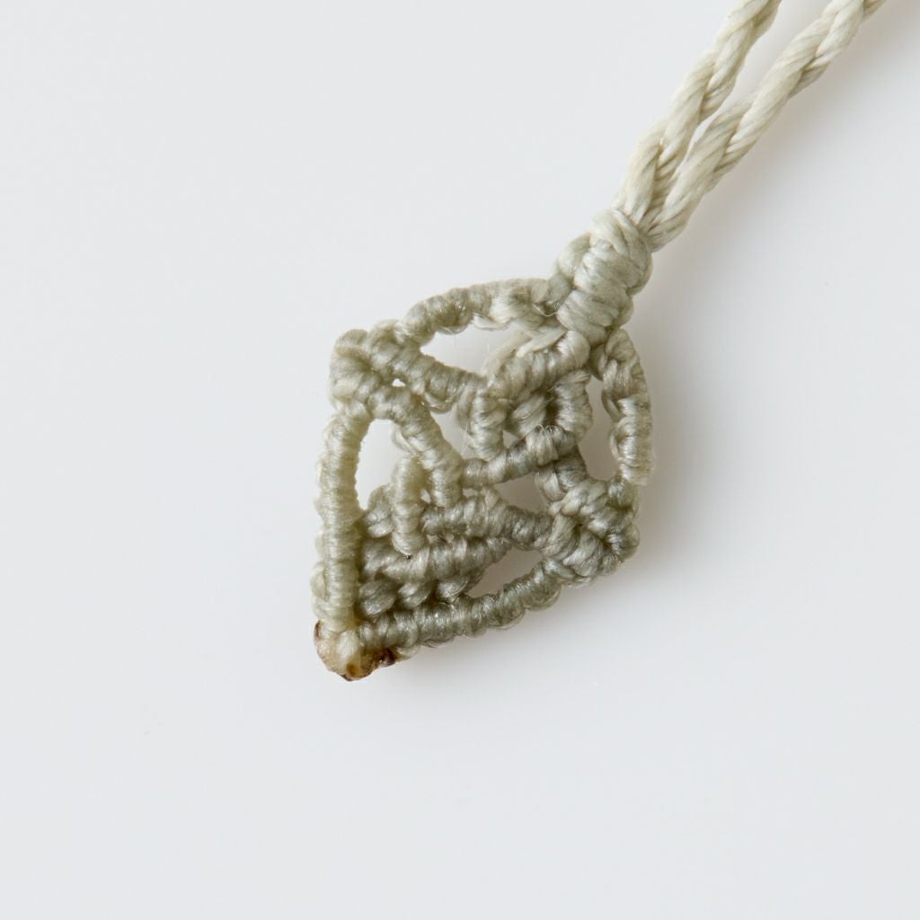 翡翠ペンダント