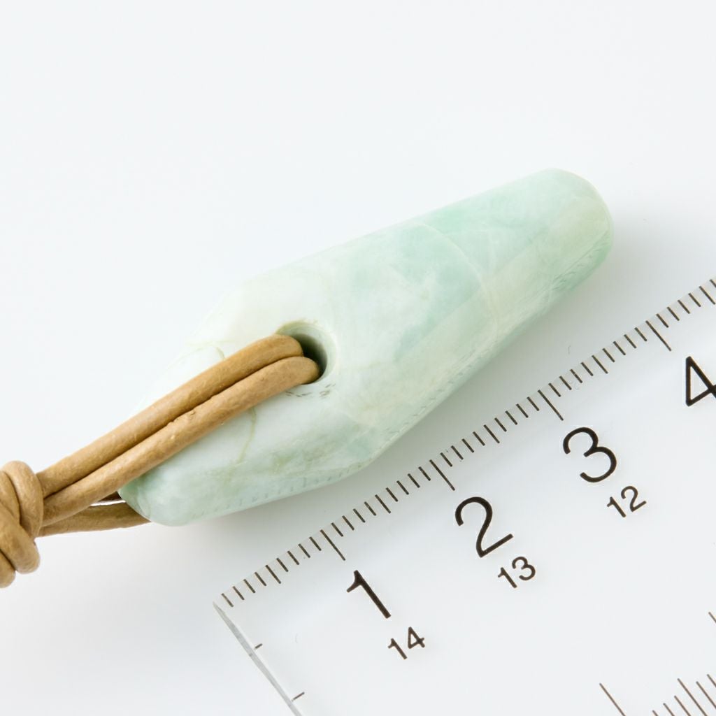 翡翠ペンダント