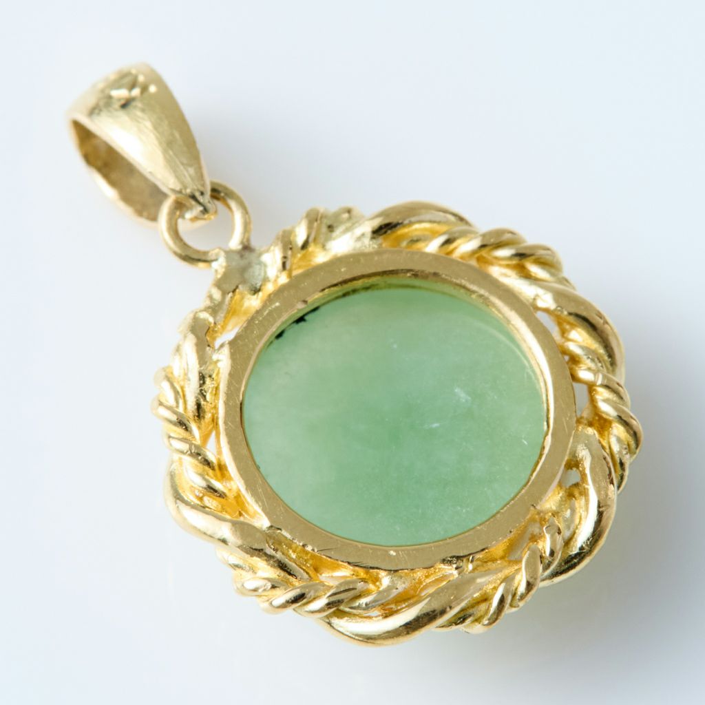 翡翠ペンダント