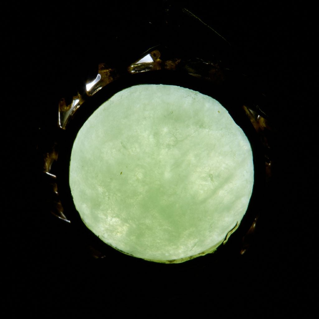 翡翠ペンダント