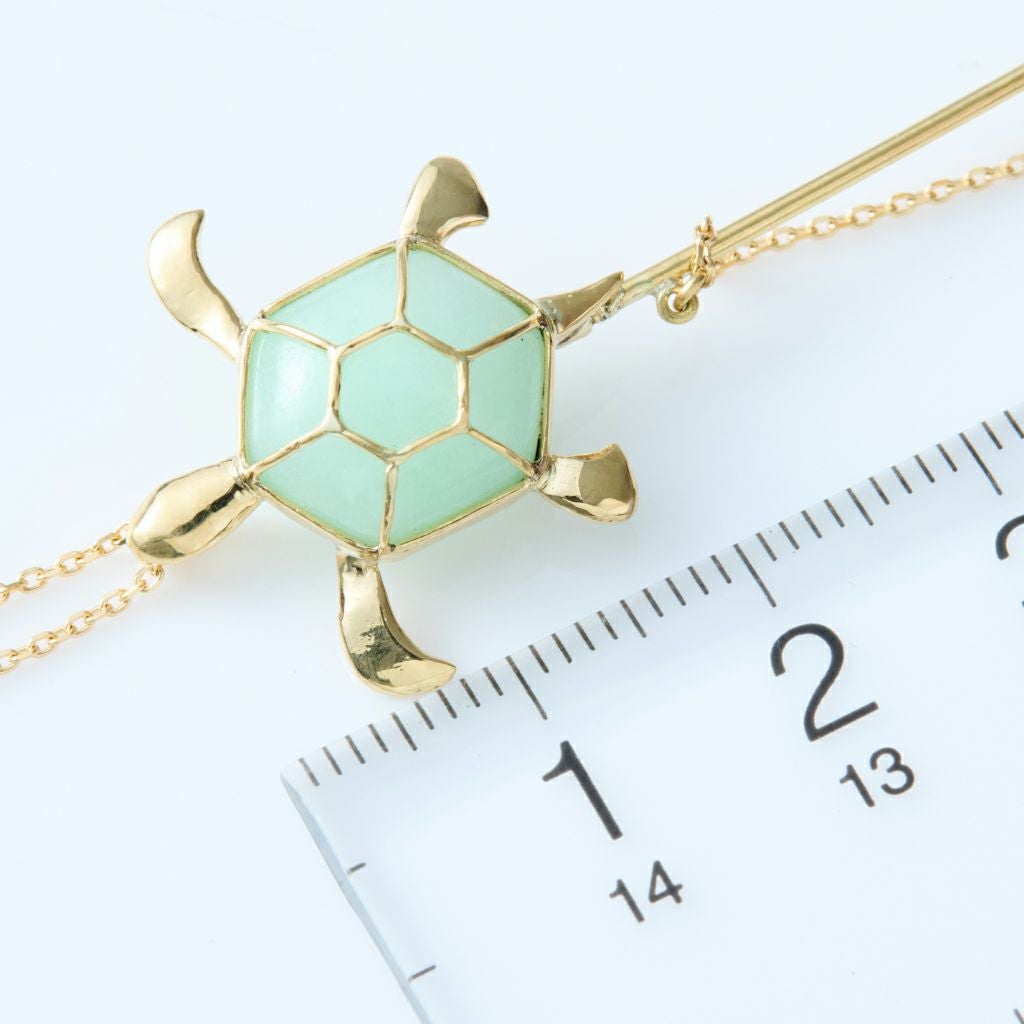 翡翠ペンダント