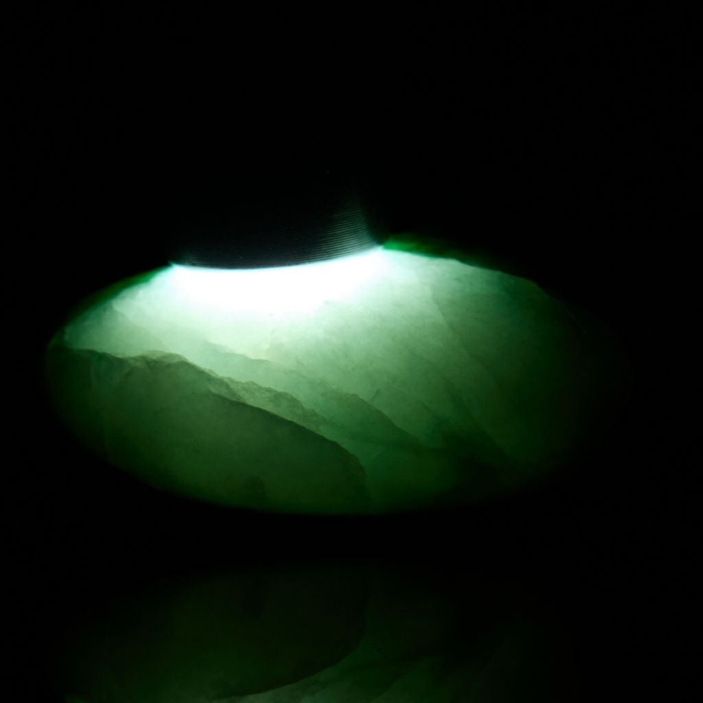 翡翠ペンダント