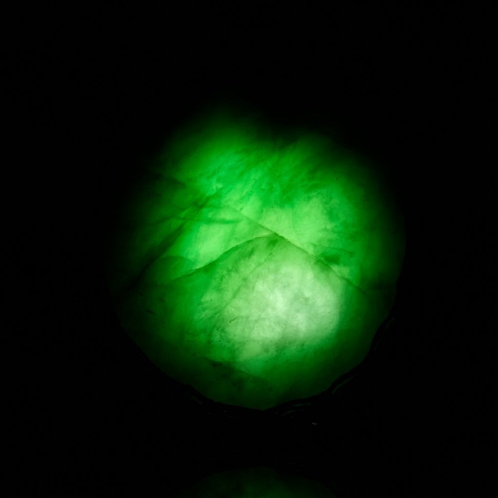 翡翠ペンダント