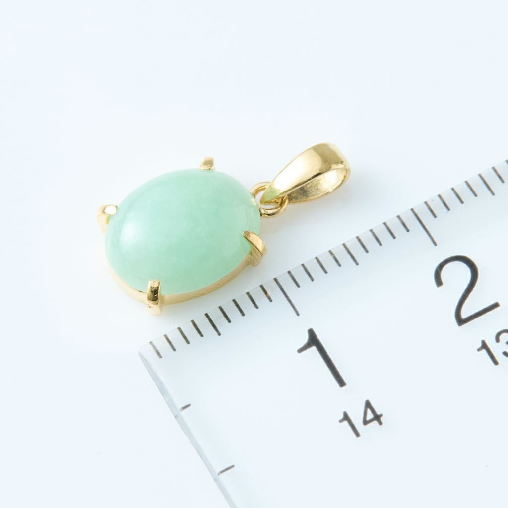 翡翠ペンダント