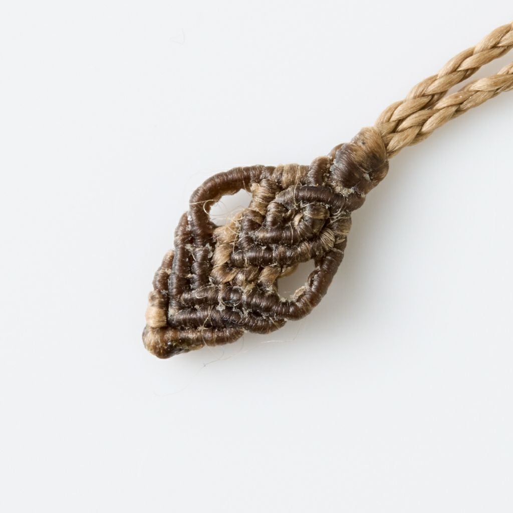 翡翠ペンダント