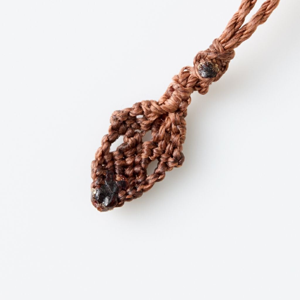 翡翠ペンダント