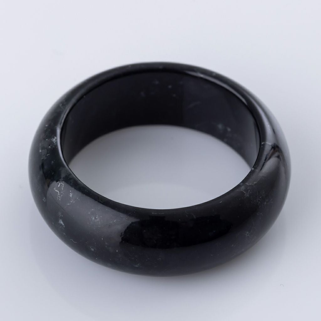 色別／黒・グレー色ヒスイ | 糸魚川翡翠工房こたき