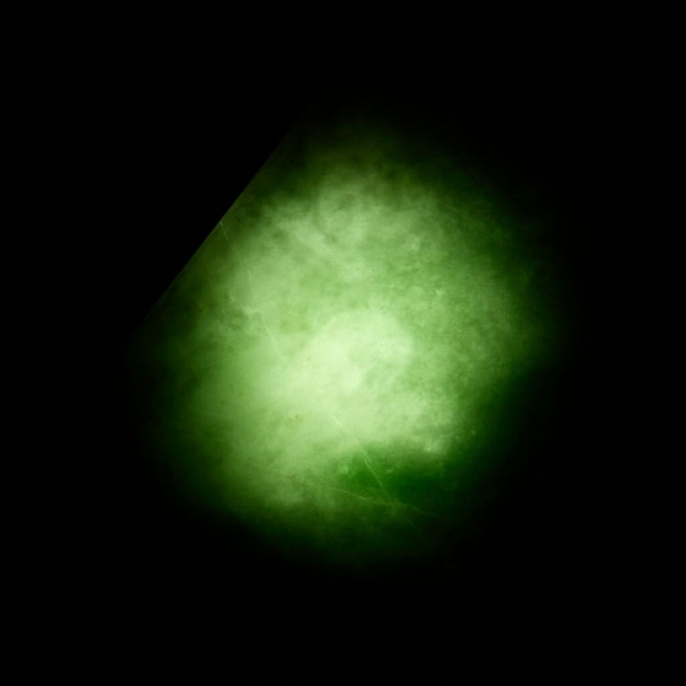 翡翠ペンダント