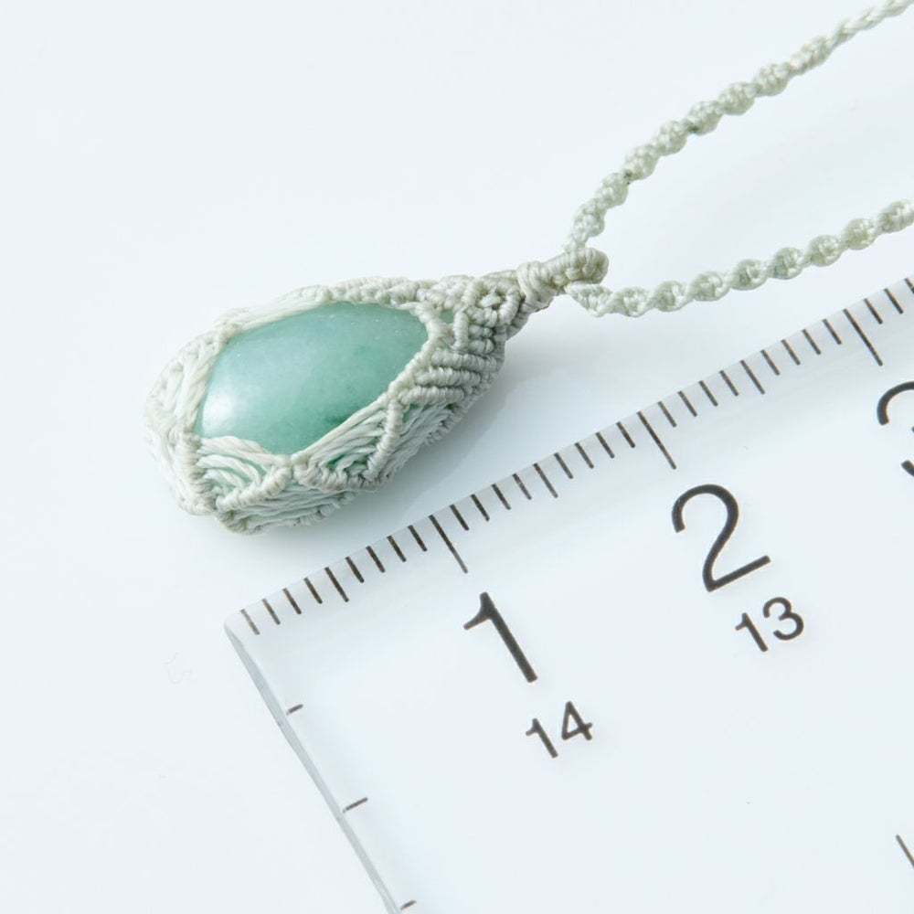 翡翠ペンダント