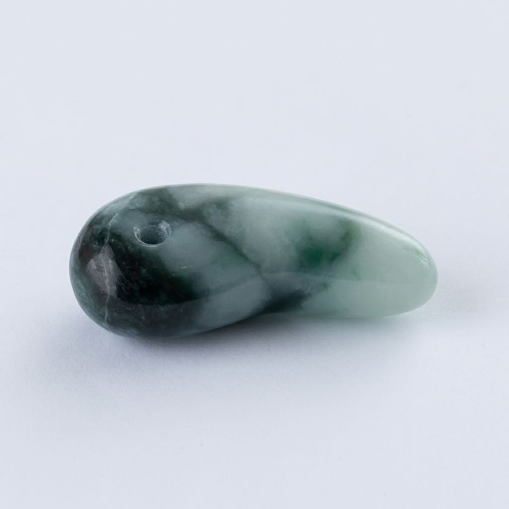 翡翠勾玉