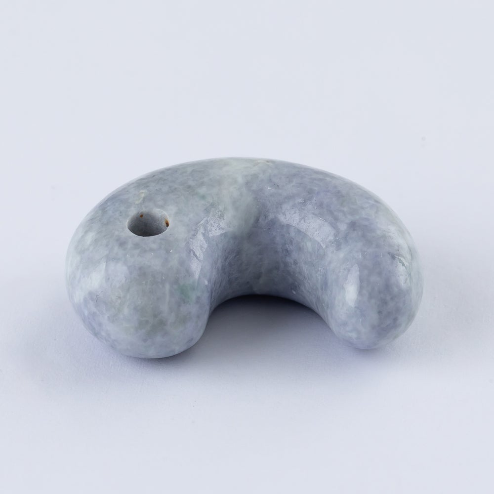 翡翠勾玉