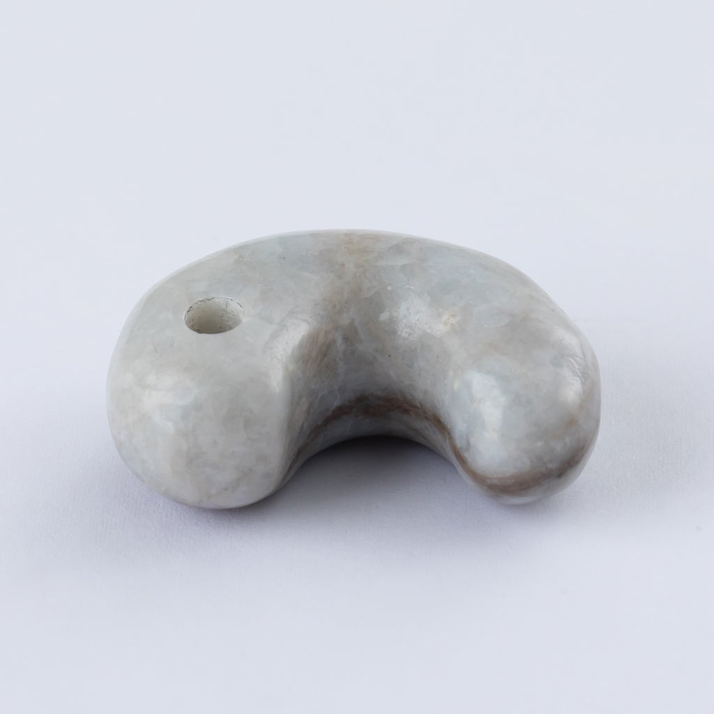翡翠勾玉